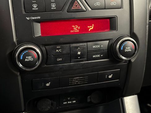 Used 2011 Kia Sorento EX w/ Premium Pkg FWD image 24