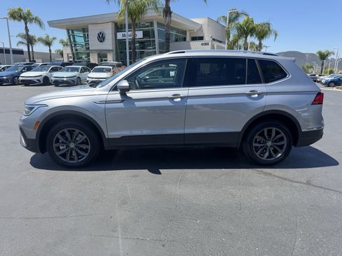Used 2022 Volkswagen Tiguan SE AWD/4WD image 7