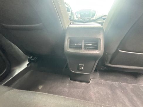 Used 2020 GMC Terrain SLE w/ Driver Convenience Package FWD image 22