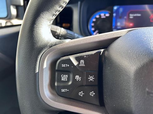 Used 2024 Ford Bronco Badlands image 10