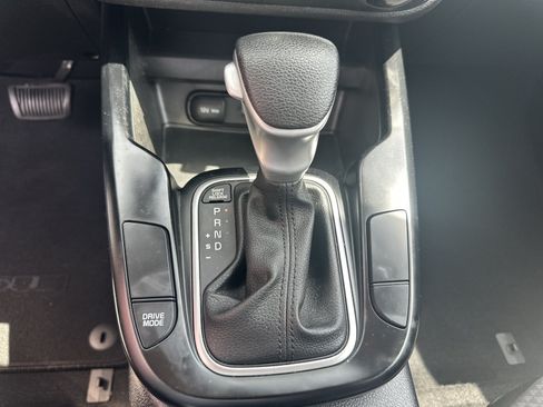 Used 2024 Kia Soul LX w/ Option Group 015 FWD image 18