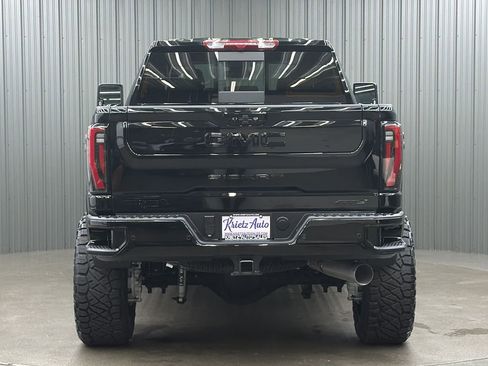 Used 2026 GMC Sierra 2500 AT4 AWD/4WD image 4