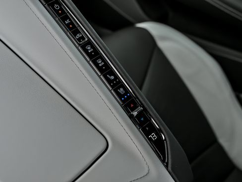Used 2025 Chevrolet Corvette Stingray Preferred Cpe w/ Stealth Interior Trim Package RWD image 45