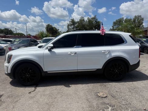 Used 2020 Kia Telluride SX w/ SX Prestige Package AWD/4WD image 4