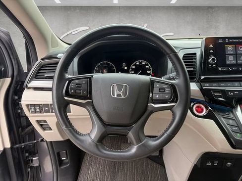Used 2025 Honda Odyssey Touring image 21