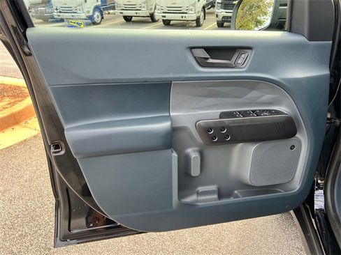 Used 2025 Ford Maverick Lariat w/ Black Appearance Package image 10