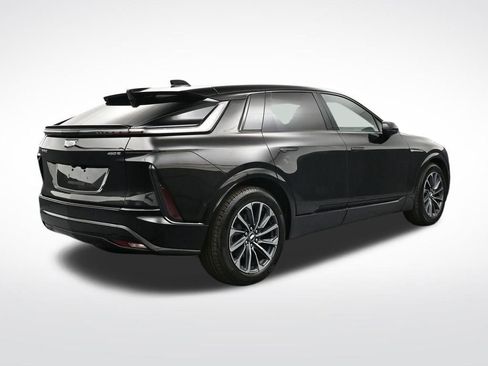Used 2025 Cadillac Lyriq Sport w/ LPO, Floor Liner Package RWD image 5