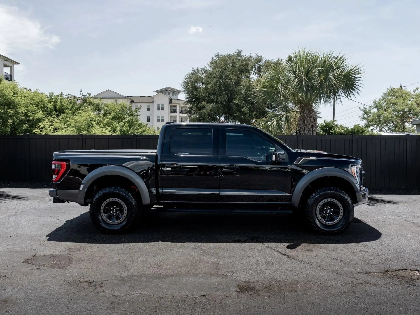 Used 2022 Ford F150 Raptor w/ Equipment Group 801A High AWD/4WD image 2