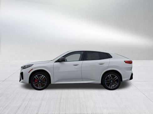 New 2026 BMW X2 xDrive28i w/ Technology Package AWD/4WD image 9