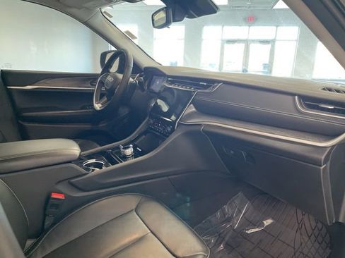 Used 2023 Jeep Grand Cherokee Limited w/ Trailer Tow Prep Group (B) image 27