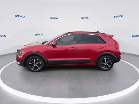 Used 2024 Kia Niro LX FWD image 5