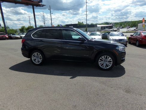 Used 2016 BMW X5 xDrive35i w/ Premium Package image 2