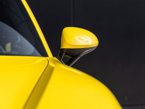 Certified 2019 Porsche 718 Cayman RWD image 18