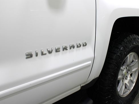 Used 2015 Chevrolet Silverado 1500 LT w/ Trailering Package AWD/4WD image 23