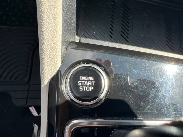 Certified 2023 Kia Sportage EX FWD image 26