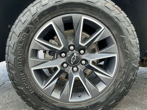 Used 2021 Chevrolet Tahoe Z71 AWD/4WD image 10