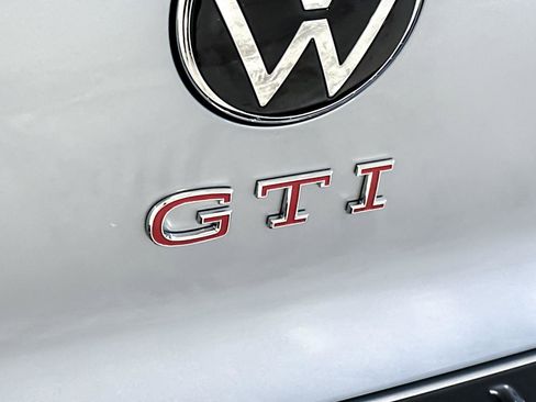 New 2026 Volkswagen GTI SE image 26