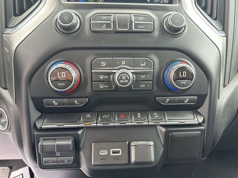 Used 2019 Chevrolet Silverado 1500 LT w/ All-Star Edition AWD/4WD image 24