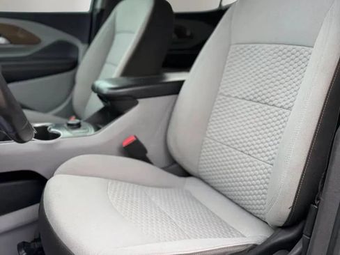 Used 2018 GMC Terrain SLE FWD image 11