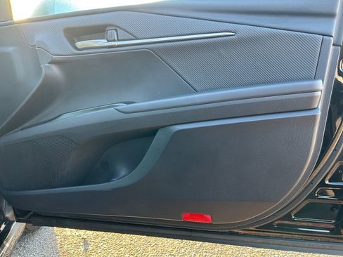 Used 2025 Toyota Camry SE image 25