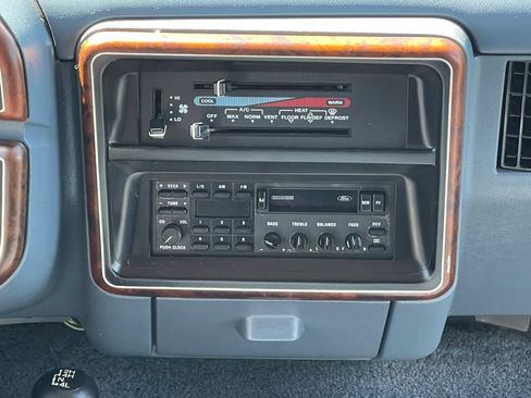 Used 1989 Ford Bronco AWD/4WD image 26