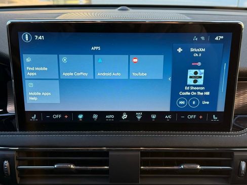 New 2026 Lincoln Corsair Reserve w/ Jet Appearance Package AWD/4WD image 14