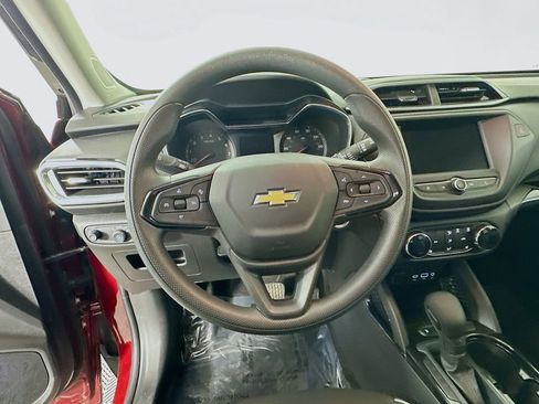 Used 2023 Chevrolet TrailBlazer LT image 16