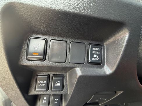 Used 2024 Nissan Frontier PRO-4X w/ Pro Convenience Package image 22