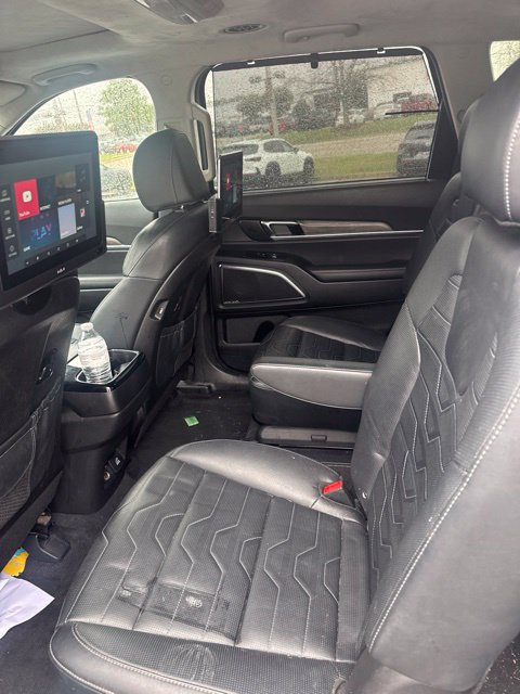 Used 2022 Kia Telluride SX w/ SX Prestige Package AWD/4WD image 21
