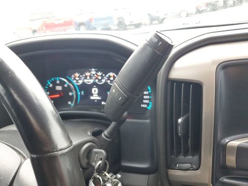 Used 2018 GMC Sierra 1500 Denali w/ Denali Ultimate Package AWD/4WD image 25
