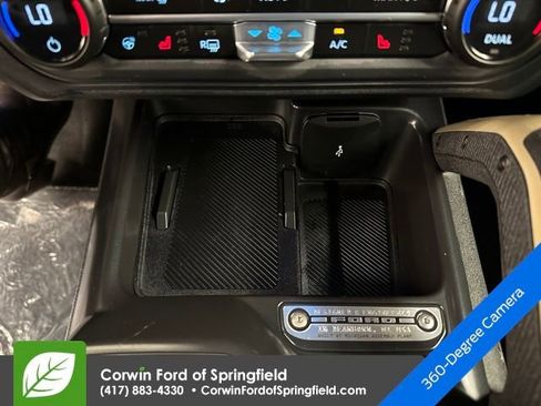 New 2025 Ford Bronco Badlands image 39