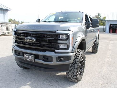 Used 2024 Ford F250 Lariat w/ Black Appearance Package image 3