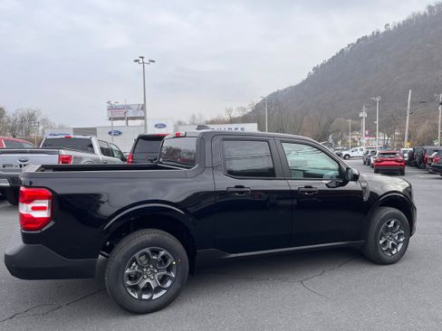 New 2025 Ford Maverick XLT w/ Equipment Group 301A image 4