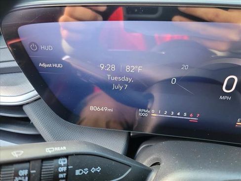 Used 2025 Buick Enclave Sport Touring w/ Power Package FWD image 17