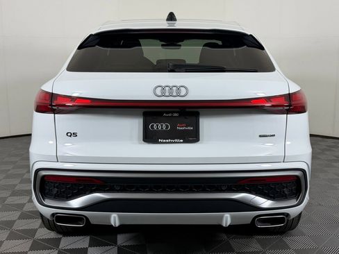 New 2025 Audi Q5 Prestige image 10