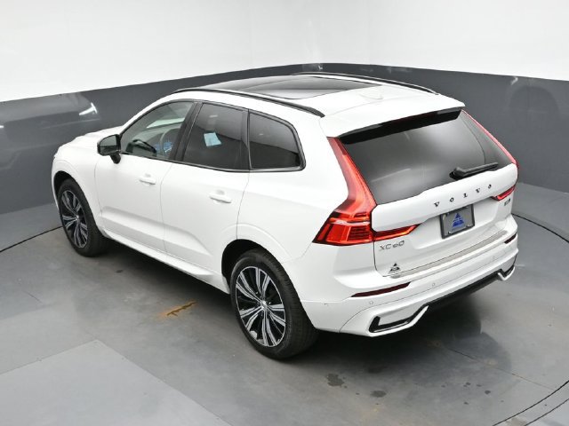 Used 2024 Volvo XC60 B5 Plus w/ Protection Package Premier AWD/4WD image 46
