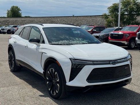 Used 2024 Chevrolet Blazer EV RS AWD/4WD image 7