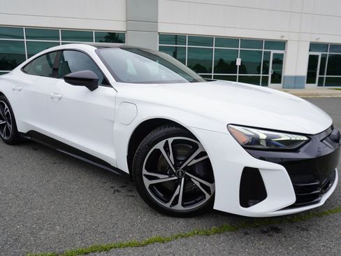 Used 2022 Audi e-tron GT Premium Plus AWD/4WD image 1
