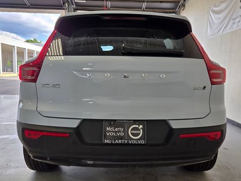 New 2026 Volvo XC40 B5 Plus w/ Protection Package Premier AWD/4WD image 4