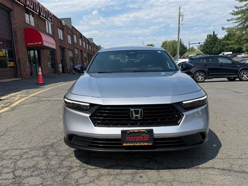 Used 2023 Honda Accord Sport Hybrid image 2