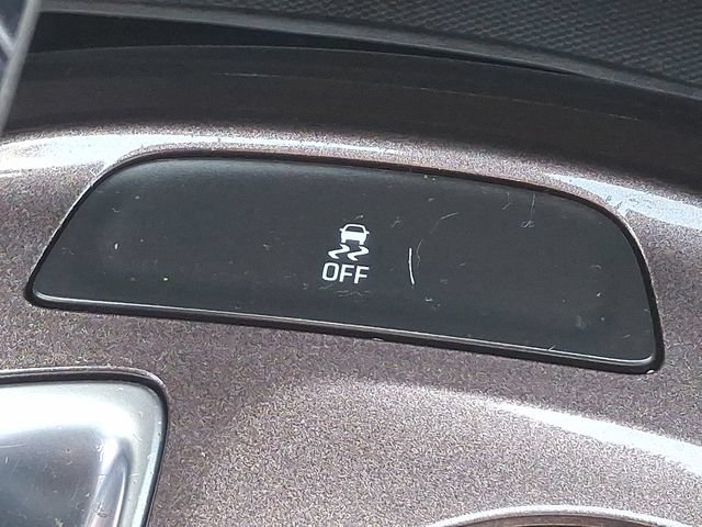 Used 2021 Chevrolet Malibu LT FWD image 25