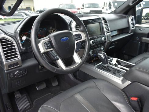 Used 2015 Ford F150 Platinum w/ Equipment Group 701A Luxury AWD/4WD image 11
