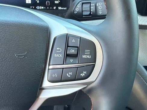 New 2026 Ford Explorer Active RWD image 26