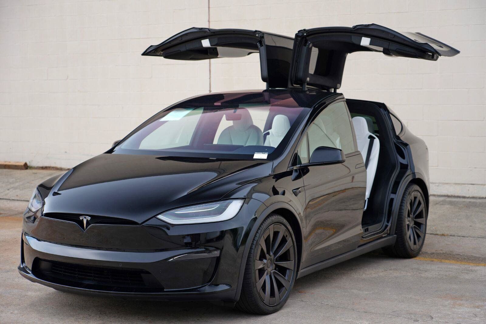 Used 2022 Tesla Model X AWD/4WD image 49