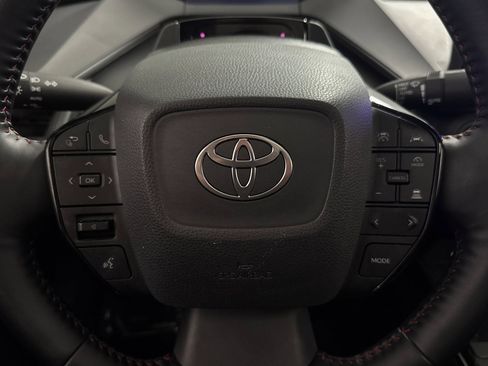 Used 2023 Toyota Prius Prime Premium image 17