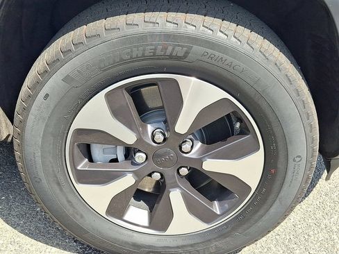 Used 2023 Jeep Grand Cherokee 4WD 4xe image 9