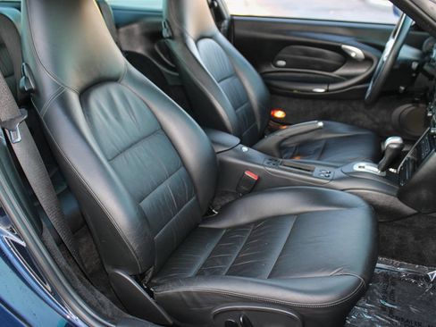 Used 2003 Porsche 911 Carrera RWD image 19