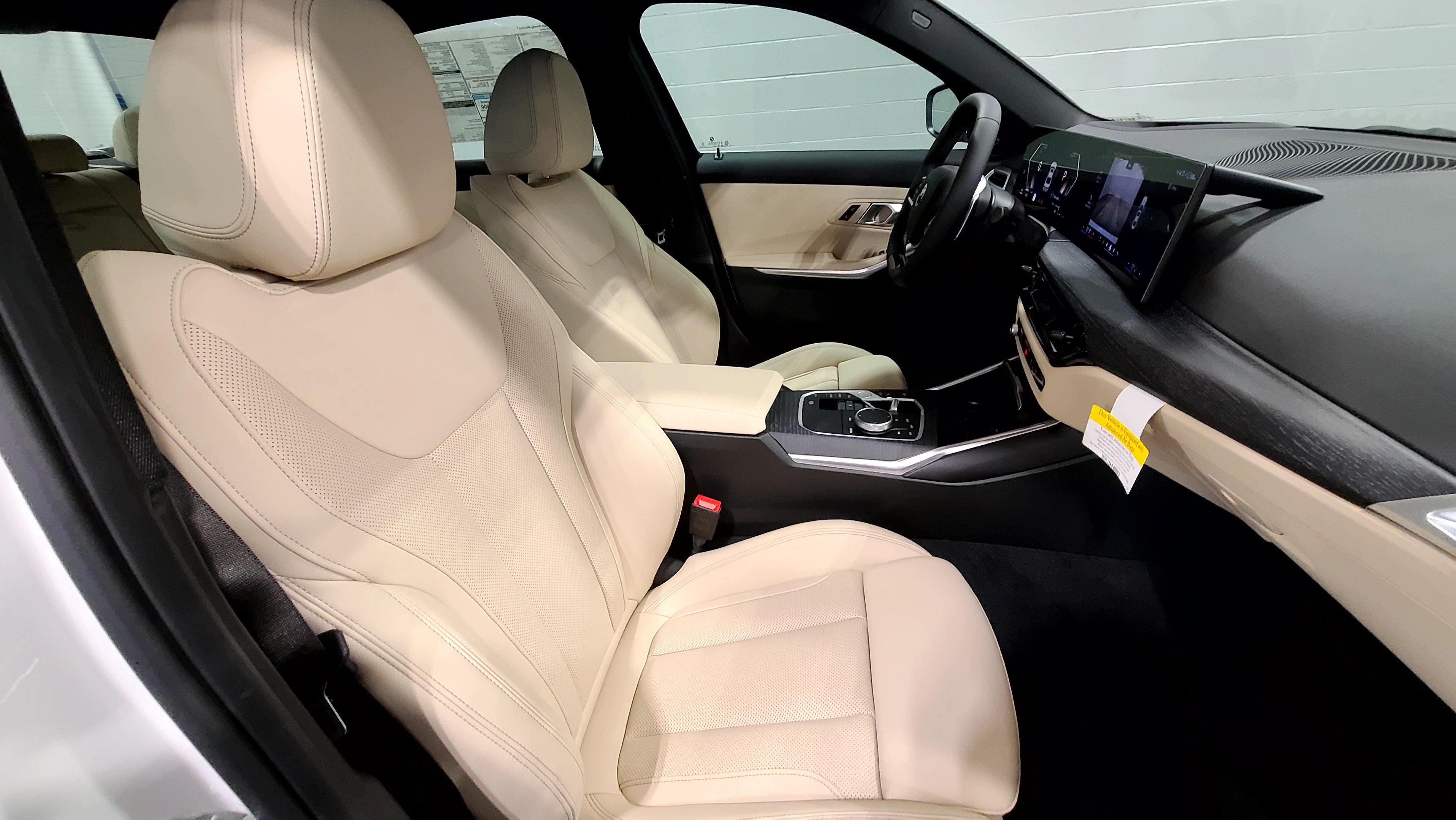 Used 2026 BMW 330i Sedan w/ Premium Package RWD image 24