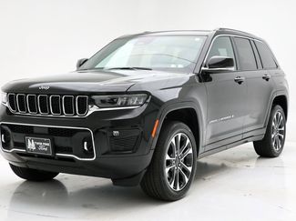 Used 2022 Jeep Grand Cherokee Overland video 2