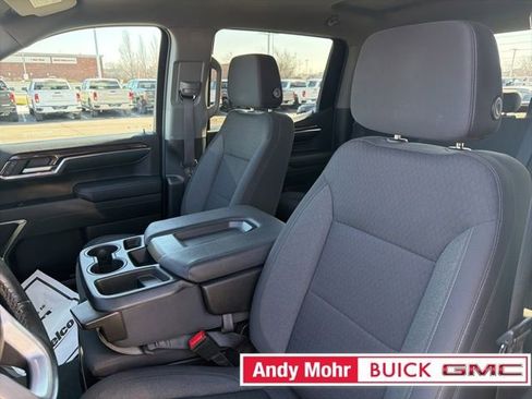 Used 2024 GMC Sierra 1500 SLE image 23